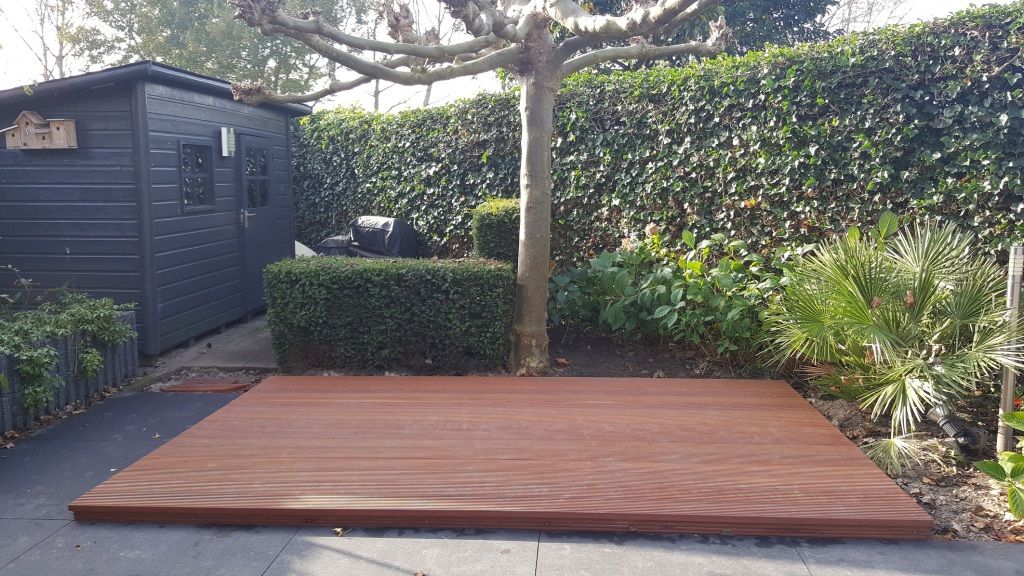 hout verwerkt tot vlonder
